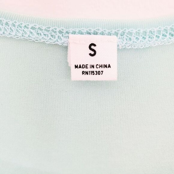 Uniqlo Tank Size S - Picture 3 of 4